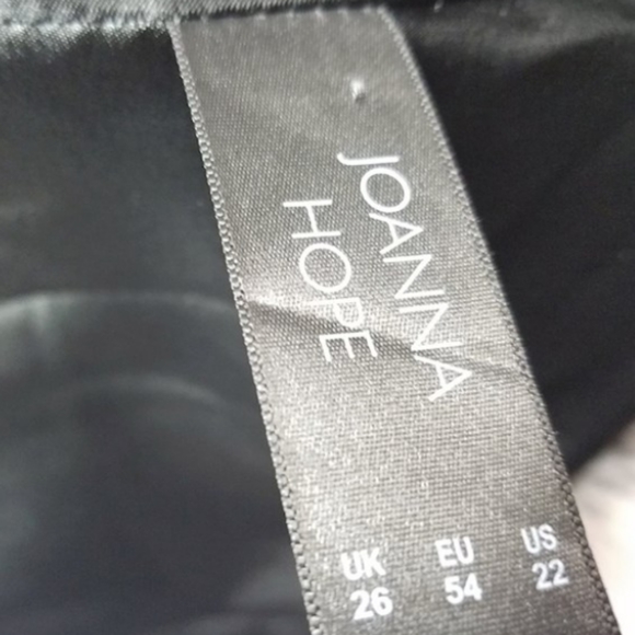 Joanna Hope Gray white Faux Fur Vest Jacket Sz 22 black leather buckle closure - Picture 6 of 6